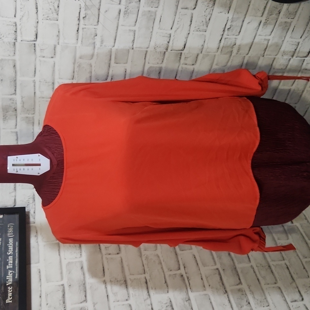 Vince Camuto SZ L Red Blouse